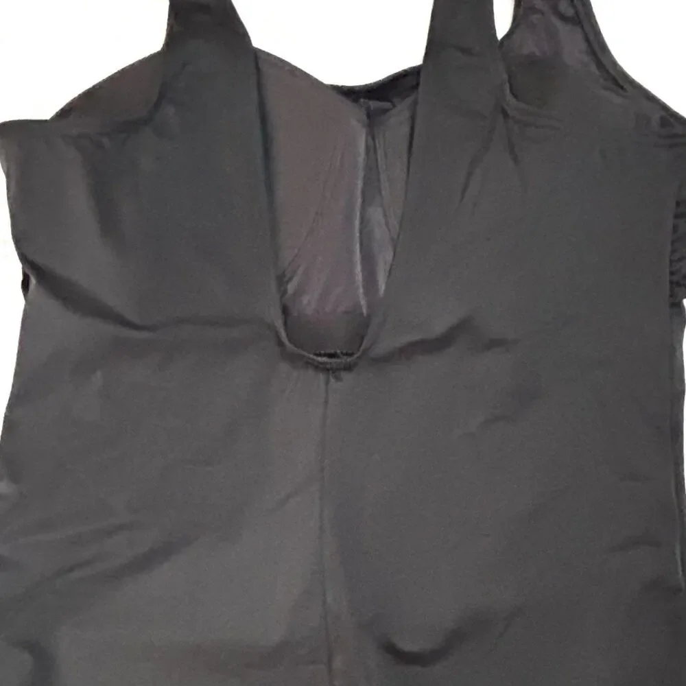 Land's End Tugless Swimsuit Black One Piece Bathing Suit NEW